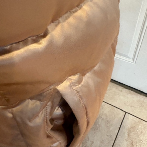 Talbots Metallic Gold Puffer vest - Picture 3 of 5